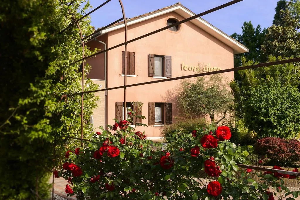 Hotel Relais Leon D'Oro Mirano 3*,